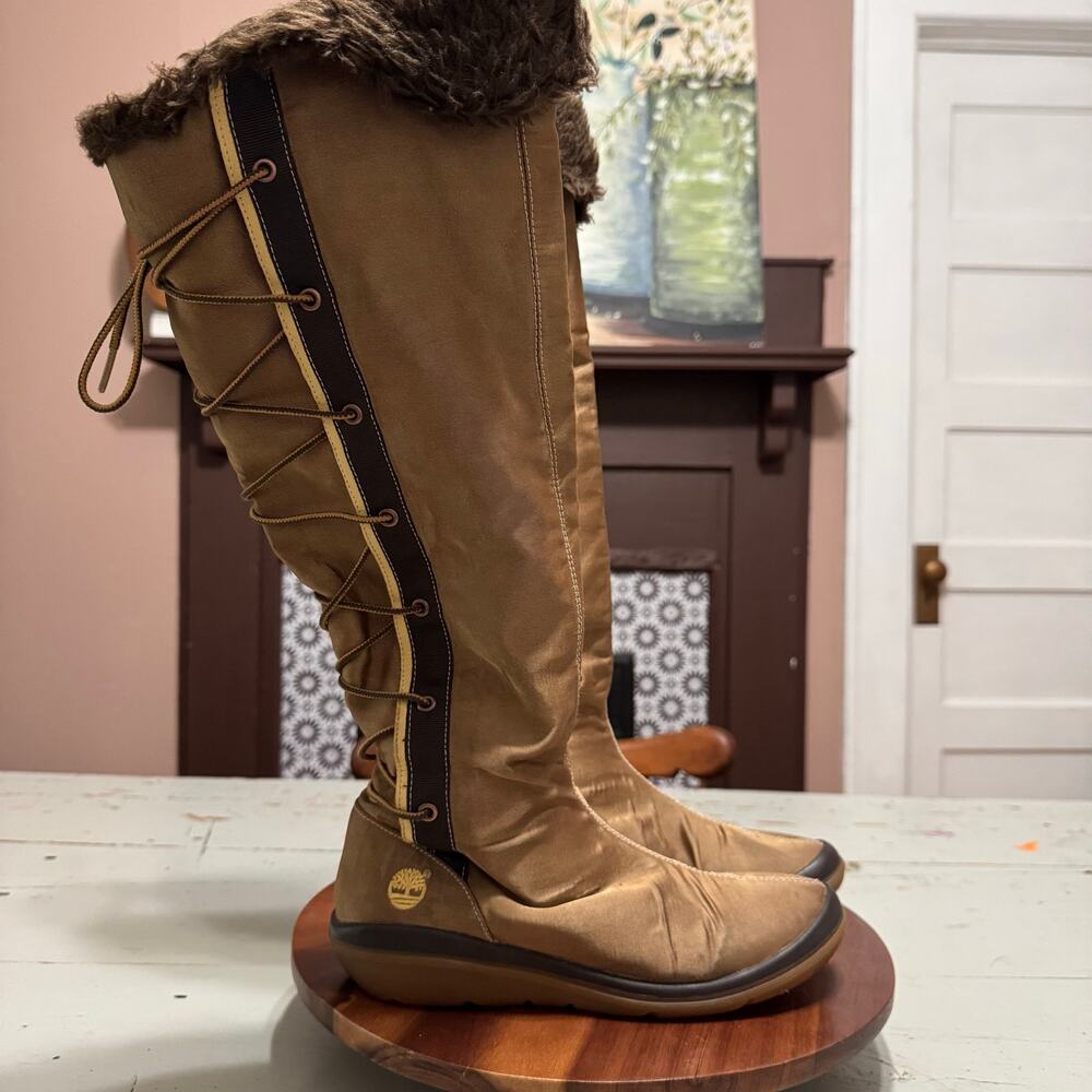 Timberland Womens Size 7 Knee High Lace Up Side Zipper Fur Trimmed Boots
